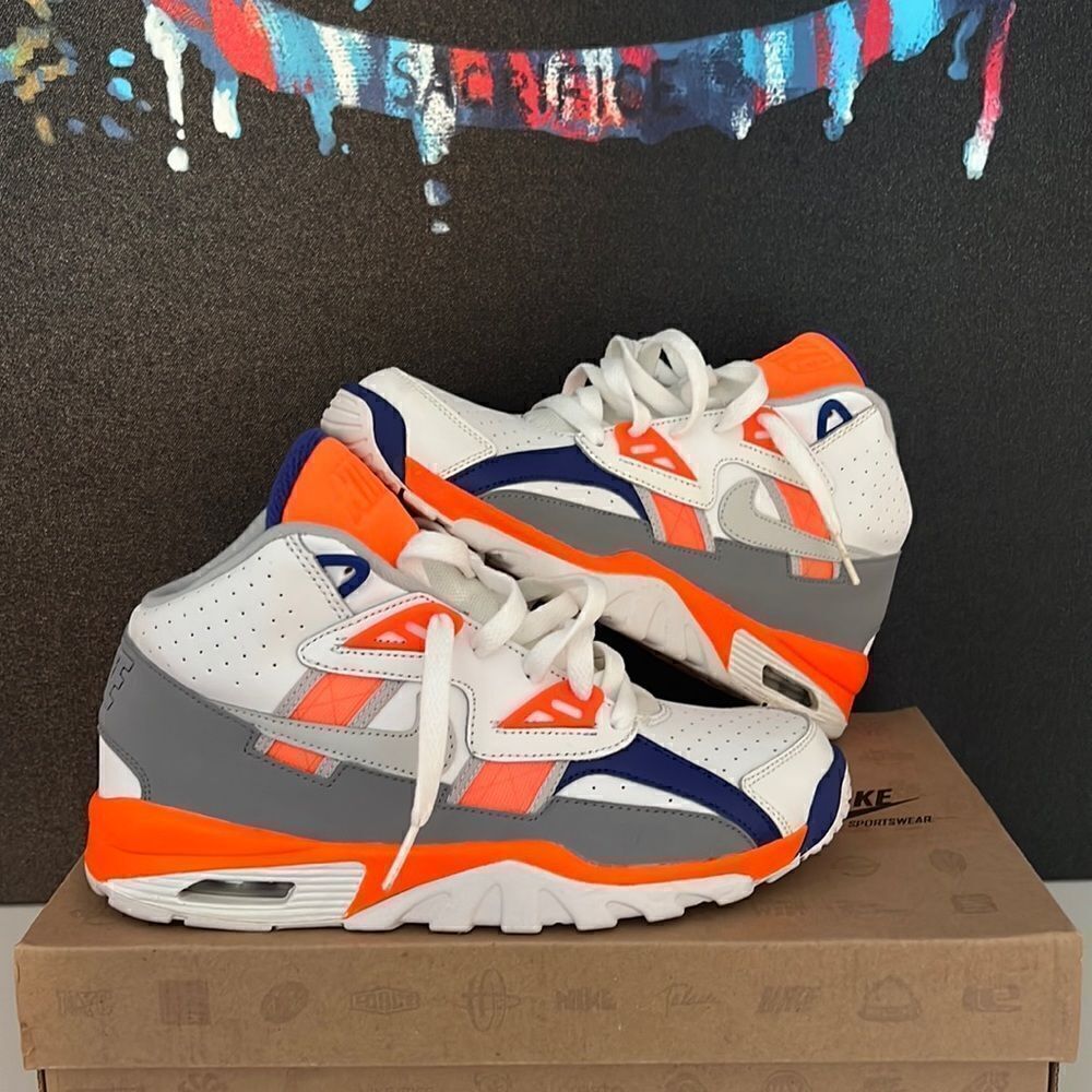 Nike Air Trainers GS.